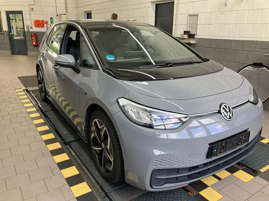 Gebraucht VW ID.3 Pro 150 kW (204 PS) 2023 Grau Kleinwagen