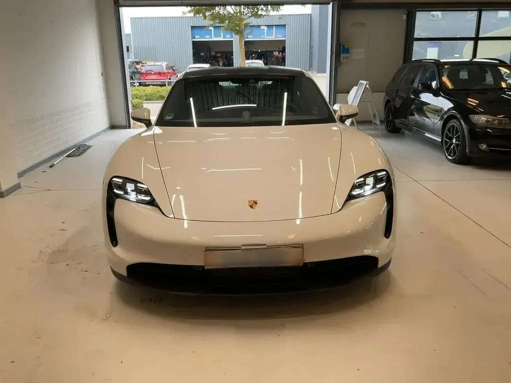 Gebraucht Porsche Taycan 4S 389 kW (530 PS) 2021 Weiß Limousine