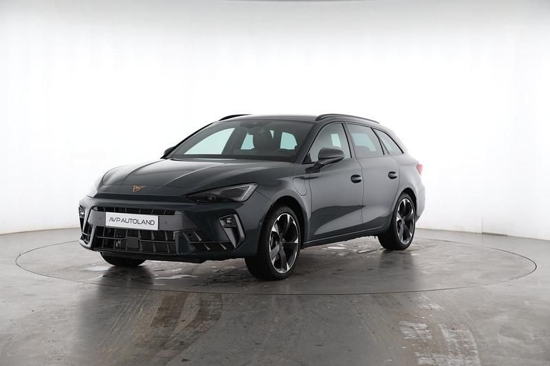 Usata Cupra Leon 204 CV (150 kW) 2025 Blu Station wagon