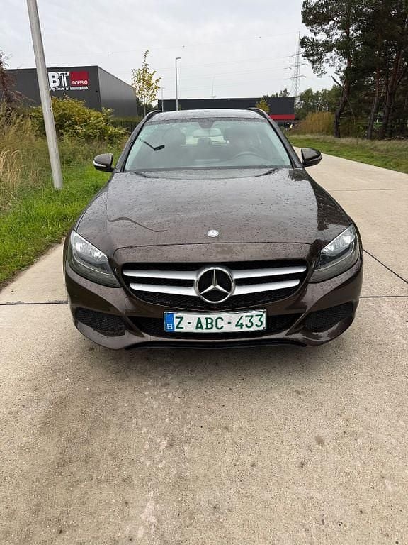 Braun Gebraucht 2014 Mercedes C200 Limousine | 7.700 € (Superpreis) - Bild 1/4