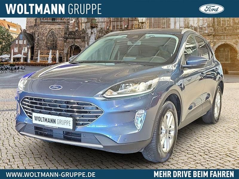 Chromablau metallic Gebraucht 2022 Ford Kuga Titanium SUV | 23.890 € (Superpreis) - Bild 1/4