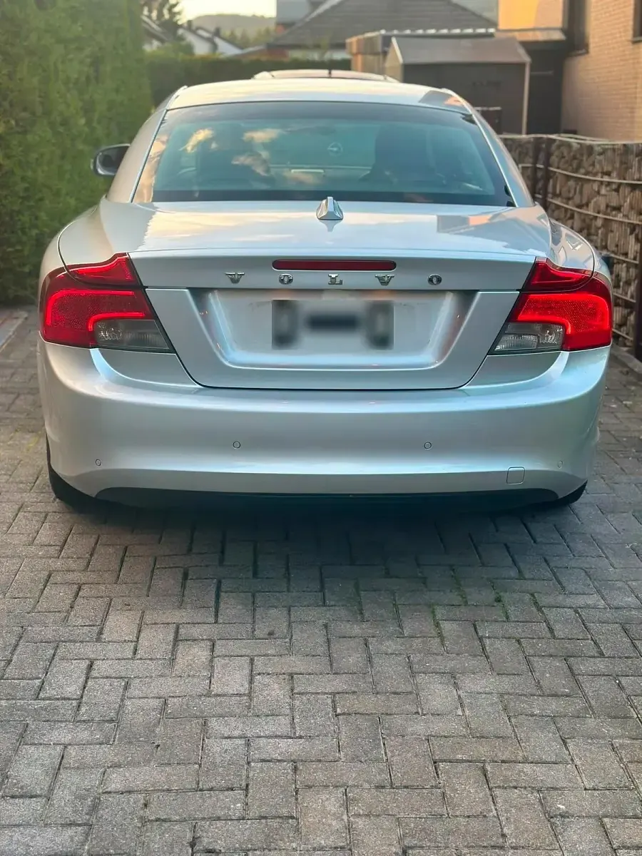 Gebraucht Volvo C70 136 PS (100 kW) 2010 Silber Cabrio