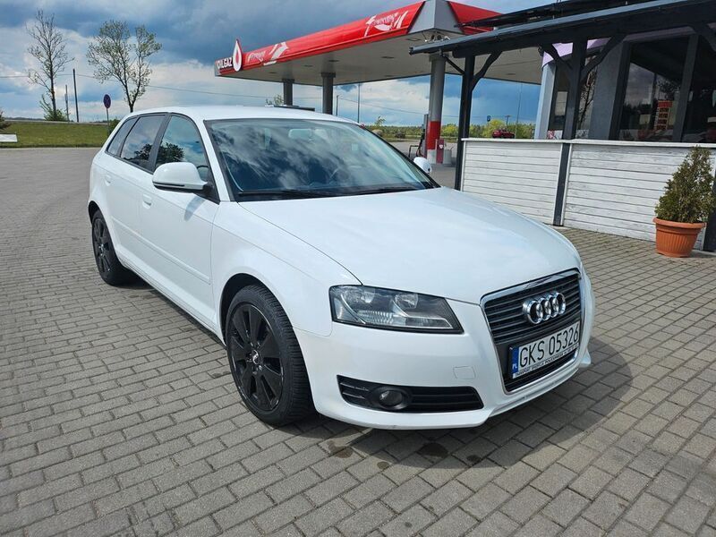 Gebraucht 2010 Audi A3 Sportback Ambiente Limousine | 4.890 € (Fairer Preis) - Bild 1/4