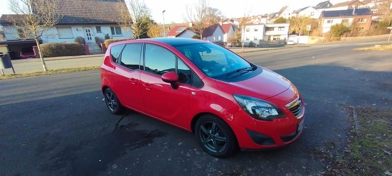 Second-hand Opel Meriva 2012 Roșu Monovolum