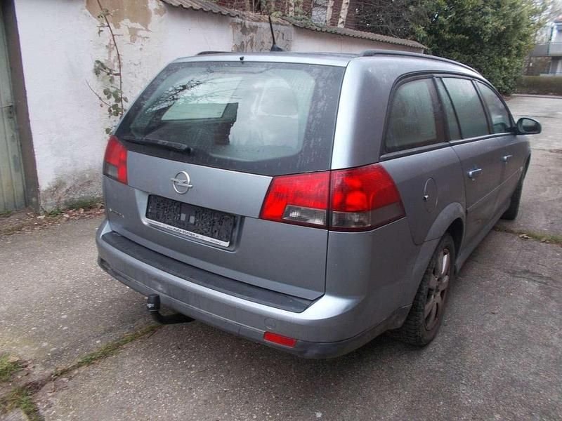 Gebraucht Opel Vectra 122 PS (89 kW) 2005 Grau Kombi
