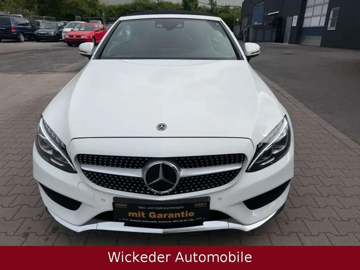 Gebraucht Mercedes C300 AMG line 245 PS (180 kW) 2018 Polarweiss Cabrio