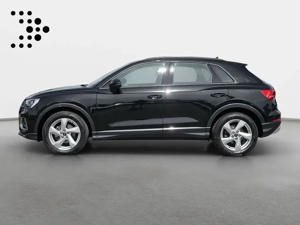 Gebraucht Audi Q3 Advanced Plus 150 PS (110 kW) 2025 Mythosschwarz metallic SUV