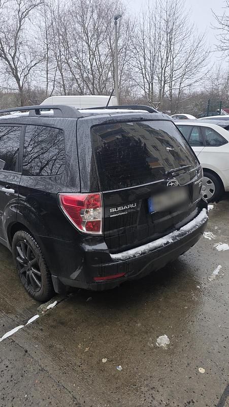 Gebraucht Subaru Forester 108 PS (79 kW) 2012 Schwarz SUV