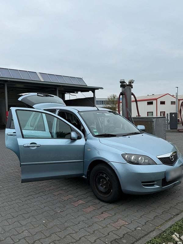 Gebraucht Mazda 2 80 PS (58 kW) 2006 Blau Kleinwagen