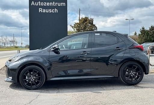 Neu Mazda 2 Homura-Line 116 PS (85 kW) 2025 Schwarz Limousine