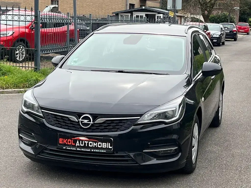 Second-hand Opel Astra 105 CP (77 kW) 2020 Negru Break
