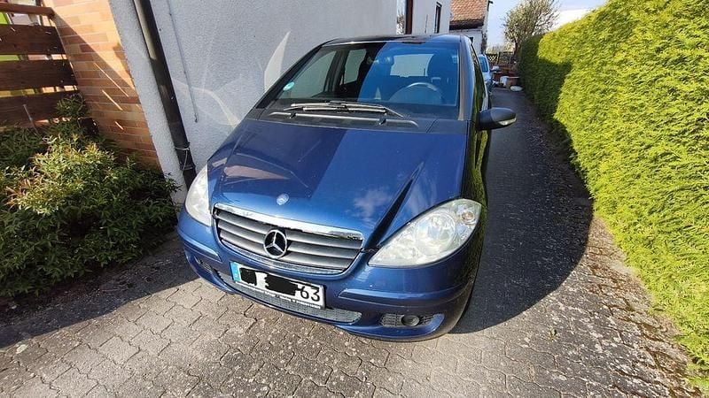 Gebraucht Mercedes A180 109 PS (80 kW) 2007 Blau Van / Kleinbus
