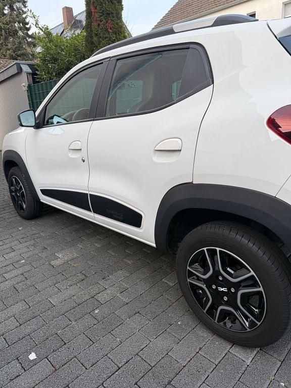 Gebraucht Dacia Spring 33 kW (45 PS) 2023 Weiß Kleinwagen