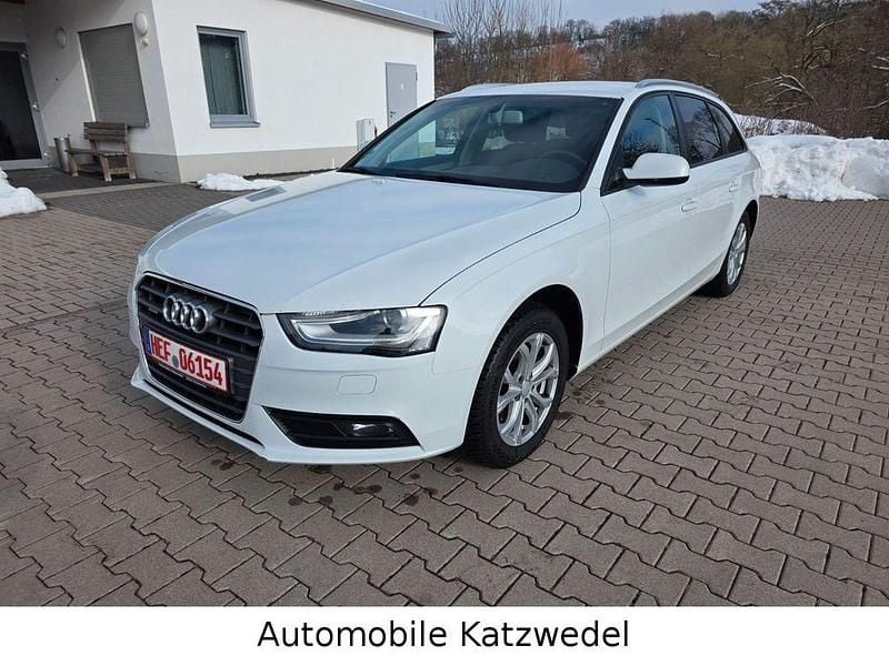 Gebraucht Audi A4 Attraction 190 PS (139 kW) 2015 Weiß Kombi