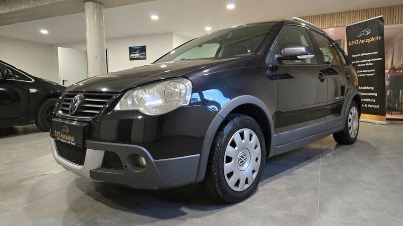 Schwarz Gebraucht 2006 VW Polo Cross Kleinwagen | 3.399 € - Bild 1/4