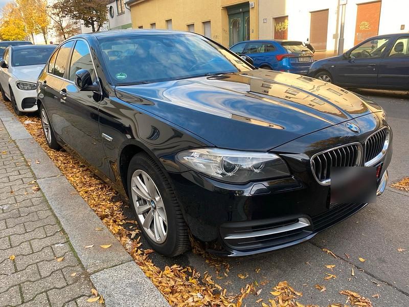 Schwarz Gebraucht 2014 BMW 520 Limousine | 12.400 € (Guter Preis) - Bild 1/4