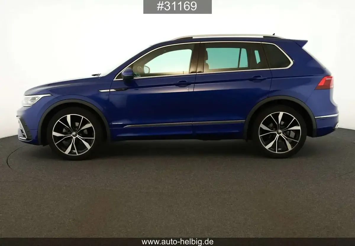 Gebraucht VW Tiguan R-line 150 PS (110 kW) 2022 Lapiz blue metallic SUV