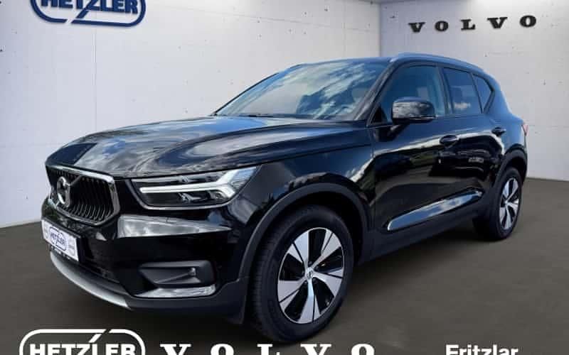 Schwarz Gebraucht 2021 Volvo XC40 Momentum SUV | 30.950 € (Etwas zu teuer) - Bild 1/4
