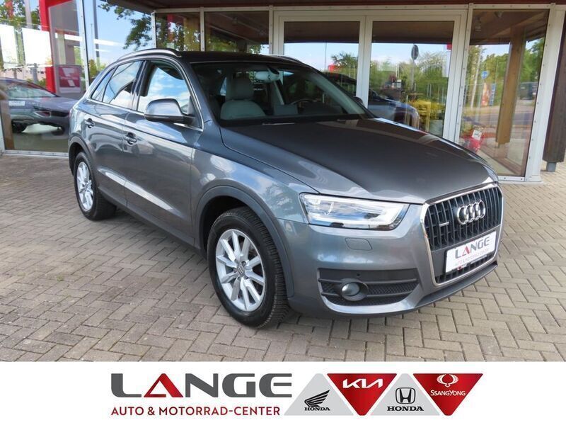 Grau Gebraucht 2012 Audi Q3 Comfort SUV | 16.450 € (Fairer Preis) - Bild 1/4