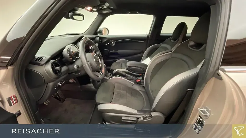 Usata Mini John Cooper Works 136 CV (100 kW) 2023 Grigio Utilitaria