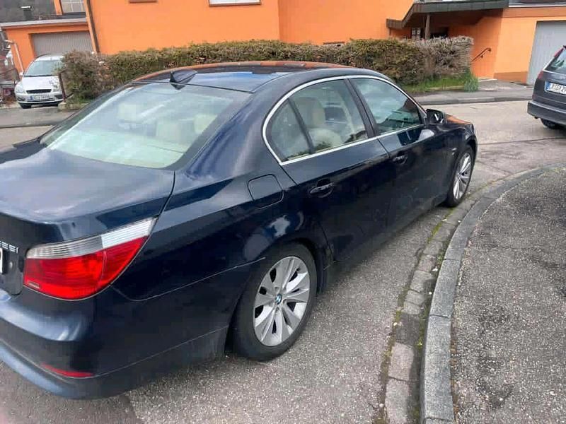 Gebraucht BMW 525 192 PS (141 kW) 2004 Limousine