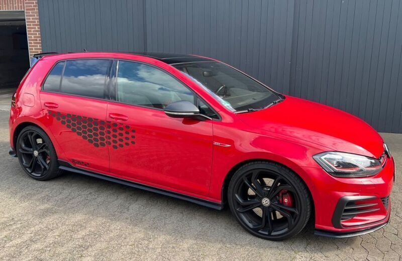 Rot Gebraucht 2019 VW Golf VII GTI Limousine | 27.000 € (Etwas zu teuer) - Bild 1/4