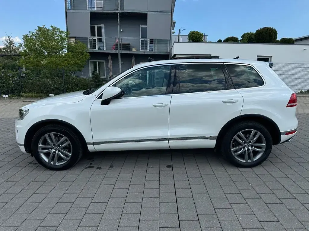 Gebraucht VW Touareg Terrain Tech 262 PS (192 kW) 2015 Weiß SUV