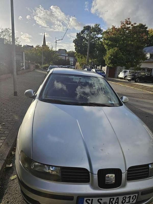 Gebraucht 2004 Seat Leon Limousine | 1.100 € (Guter Preis) - Bild 1/4