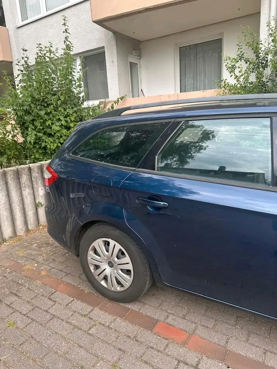 Gebraucht Ford Mondeo 125 PS (91 kW) 2009 Blau Kombi