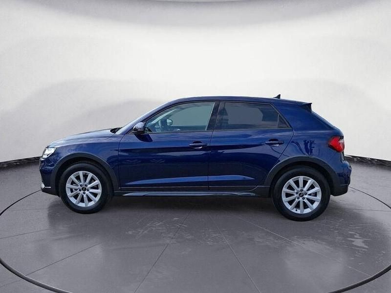 Gebraucht Audi A1 Basis 116 PS (85 kW) 2025 Navarrablau metallic SUV