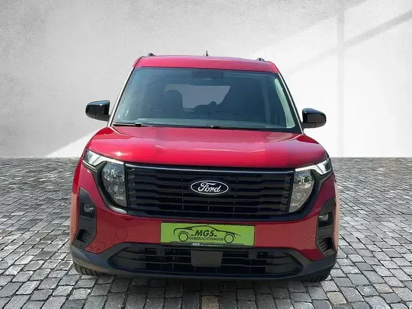 Gebraucht Ford Tourneo Courier Titanium 125 PS (91 kW) 2025 Fantastic red metallic Van / Kleinbus