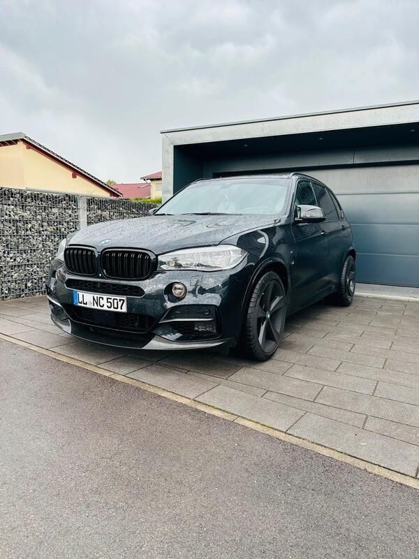 Schwarz Gebraucht 2016 BMW X5 M Performance SUV | 38.350 € (Teuer) - Bild 1/4