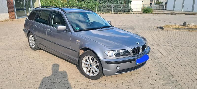 Silber Gebraucht 2007 BMW 318 Kombi | 3.850 € (Fairer Preis) - Bild 1/4