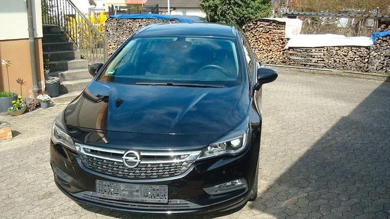 Usata Opel Astra Active 110 CV (80 kW) 2017 Station wagon