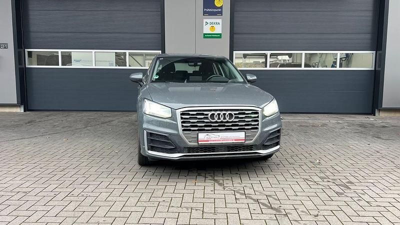 Gebraucht Audi Q2 S-Line 116 PS (85 kW) 2018 Grau SUV