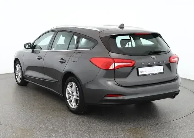 Gebraucht Ford Focus Cool & Connect 120 PS (88 kW) 2020 Grau Kombi