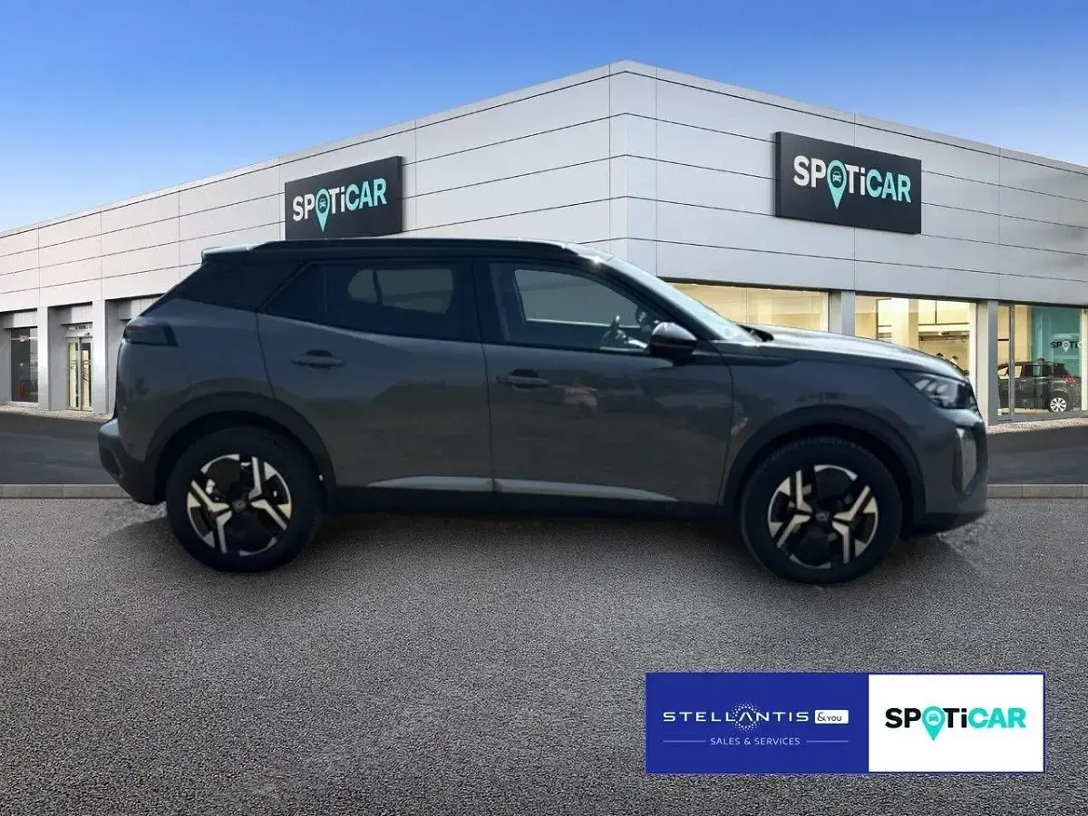 Gebraucht Peugeot 2008 GT 131 PS (96 kW) 2024 Grau SUV