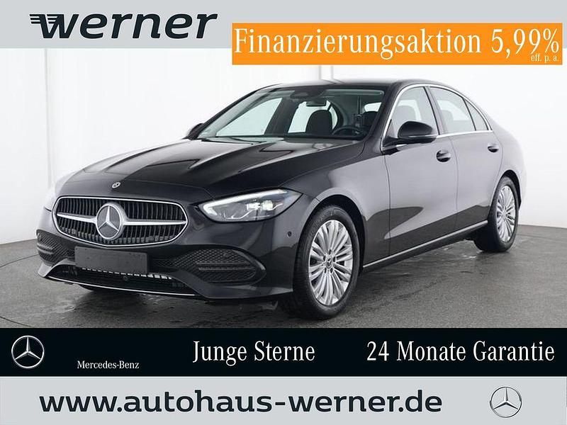Lack obsidianschwarz Gebraucht 2025 Mercedes C180 Advanced Plus Limousine | 37.473 € (Guter Preis) - Bild 1/4