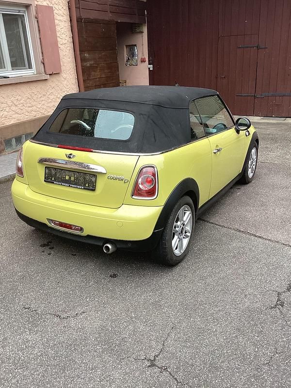 Gebraucht Mini Cooper Cabriolet 115 PS (84 kW) 2010 Gelb Cabrio