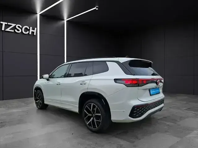 Gebraucht VW Tayron R-line 193 PS (141 kW) 2025 Oryxweiß perlmutteffekt SUV