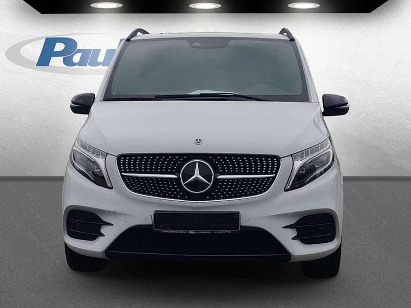 Gebraucht Mercedes V250 AMG 190 PS (139 kW) 2020 Weiss bergkristallweiß metalli Van / Kleinbus