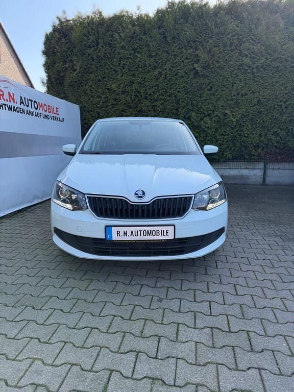 Gebraucht Skoda Fabia Ambition 90 PS (66 kW) 2015 Weiß Kleinwagen
