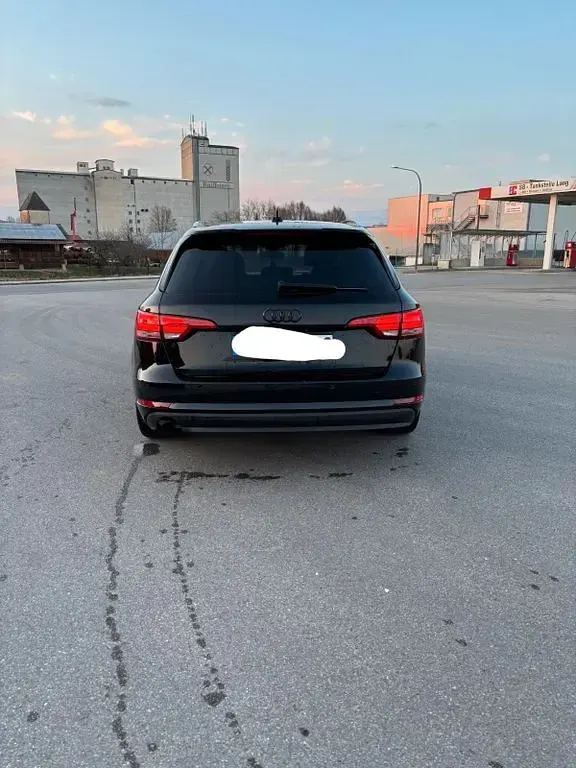 Gebraucht Audi A4 150 PS (110 kW) 2017 Schwarz Kombi