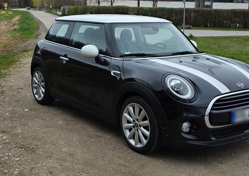 Käytetty Mini Cooper 136 HP (100 kW) 2019 Musta Viistoperä