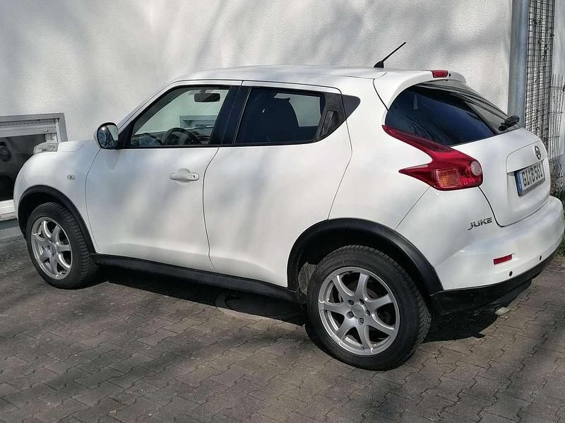 Gebraucht Nissan Juke Acenta 190 PS (139 kW) 2012 Weiß SUV