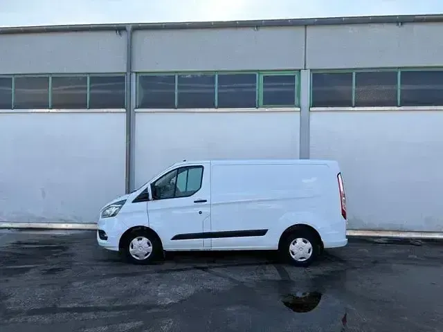Second-hand Ford Transit Custom 131 CP (96 kW) 2019 Alb Monovolum