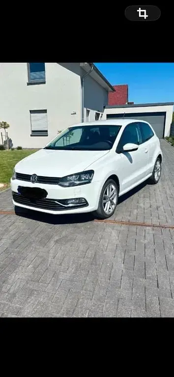 Gebraucht VW Polo Highline 90 PS (66 kW) 2015 Weiß Kleinwagen