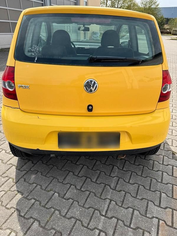 Usata VW Fox 55 CV (40 kW) 2006 Giallo Utilitaria