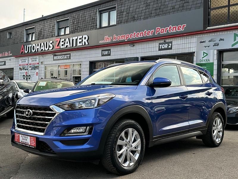 Blau Gebraucht 2020 Hyundai Tucson Trend SUV | 16.350 € (Superpreis) - Bild 1/2