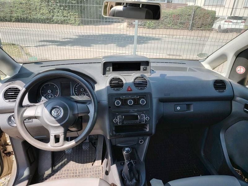 Gebraucht VW Caddy Maxi 102 PS (75 kW) 2014 Beige Van / Kleinbus